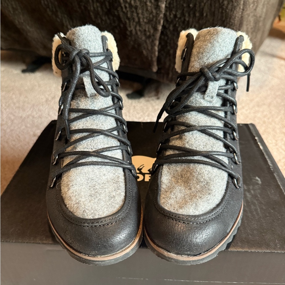 Sorel Black and Gray Winter Boots